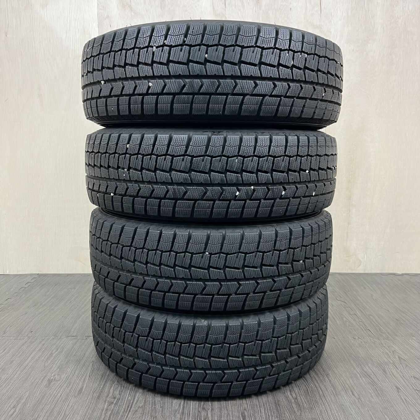 [タイヤのみ]スタッドレスタイヤ 195/65R16 DUNLOP WINTERMAXX WM02 4本セット #503T40925