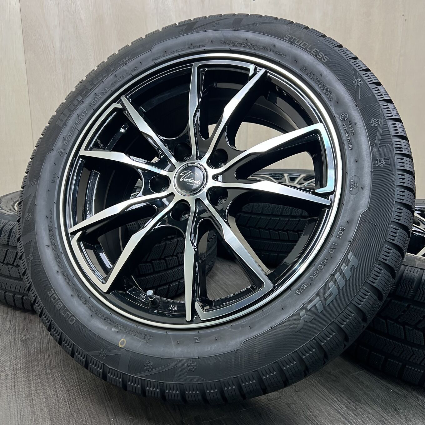 [セット]VERTHANDI 17インチ + HIFLY スタッドレスタイヤ 225/55R17 #514S40925