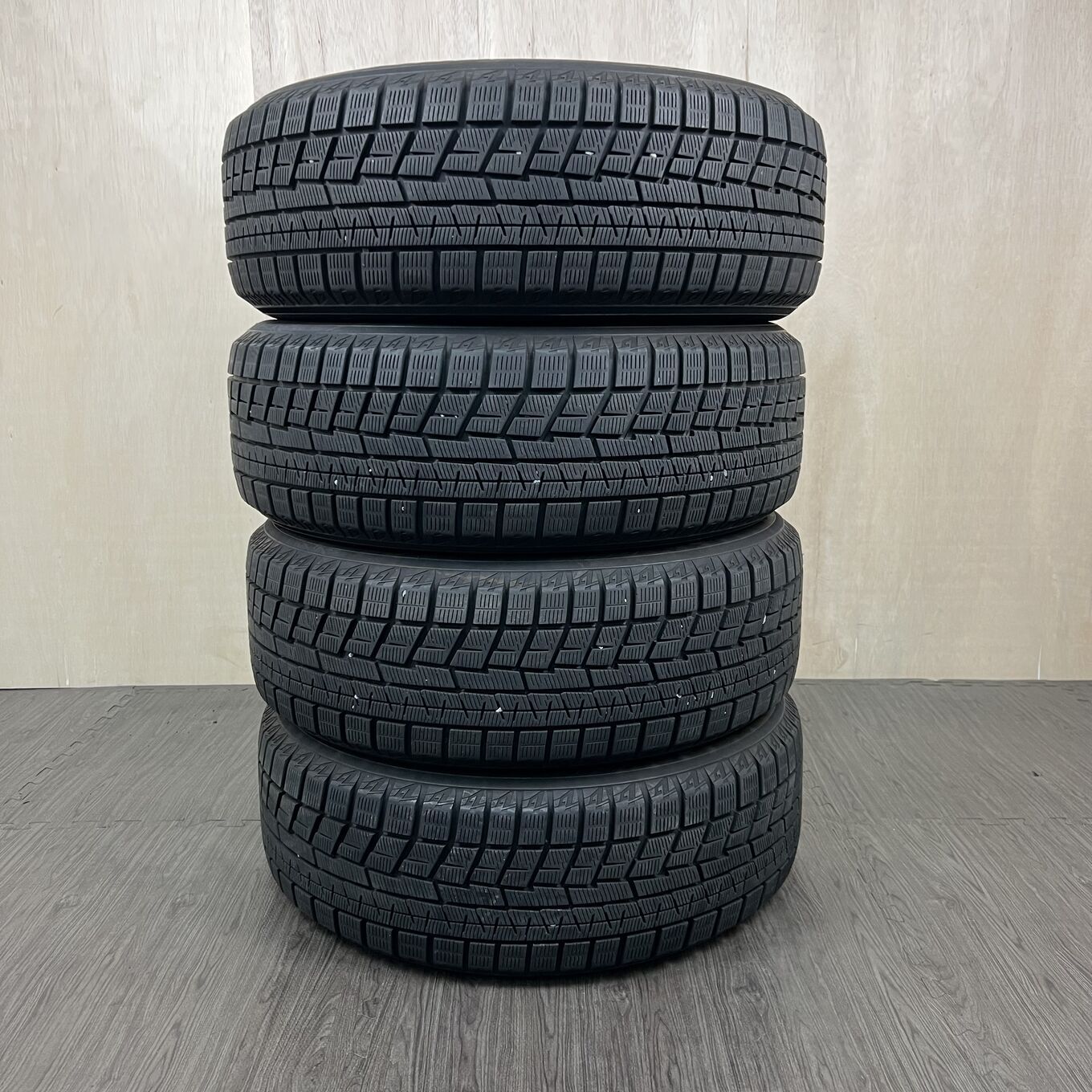 [タイヤのみ]スタッドレスタイヤ 225/60R17 YOKOHAMA ICE GUARD IG60 4本セット #530T40925