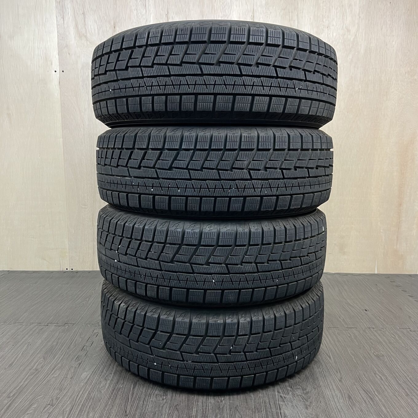 セット]MILLOUS 16インチ + YOKOHAMA スタッドレスタイヤ 215/65R16