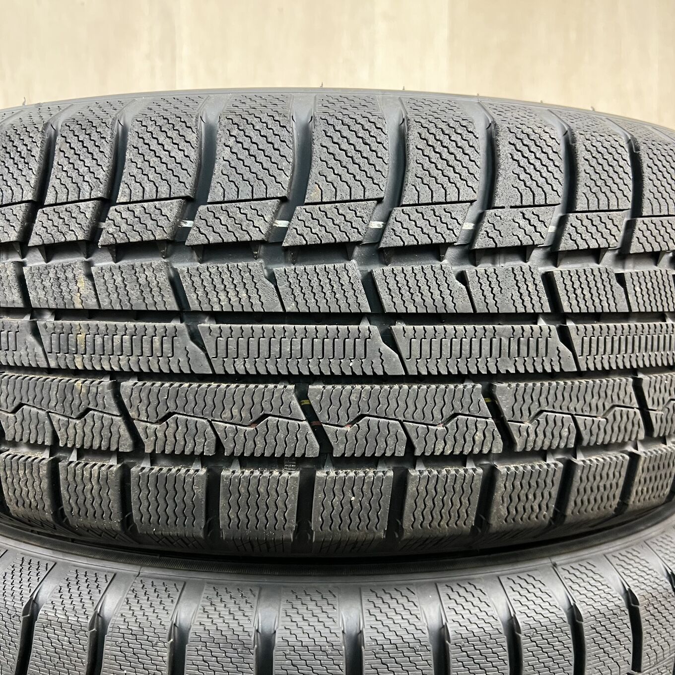 タイヤのみ]スタッドレスタイヤ 225/60R17 TOYO TRANPATH TX 4本セット