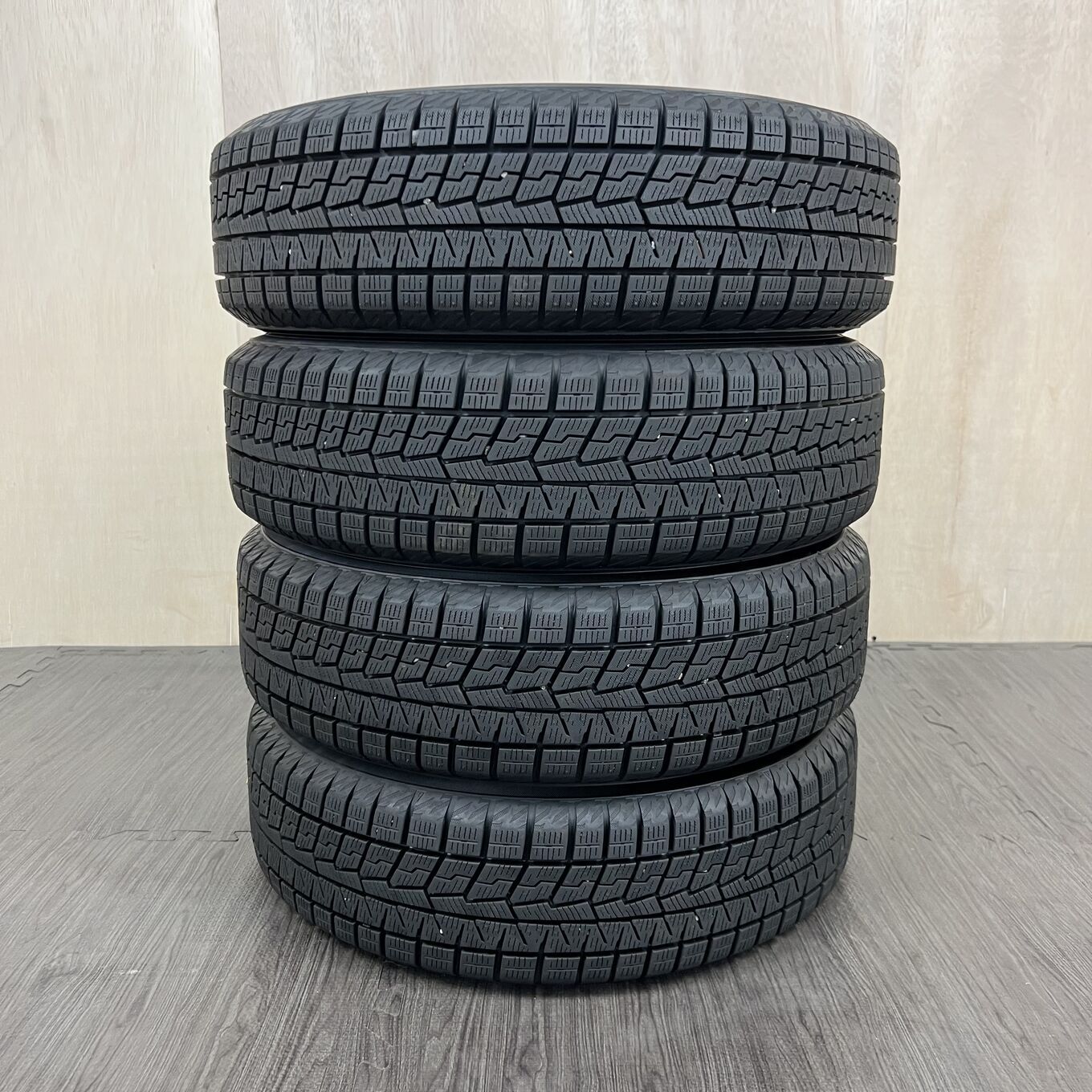 タイヤのみ]スタッドレスタイヤ 155/65R14 YOKOHAMA ICE GUARD IG60 4