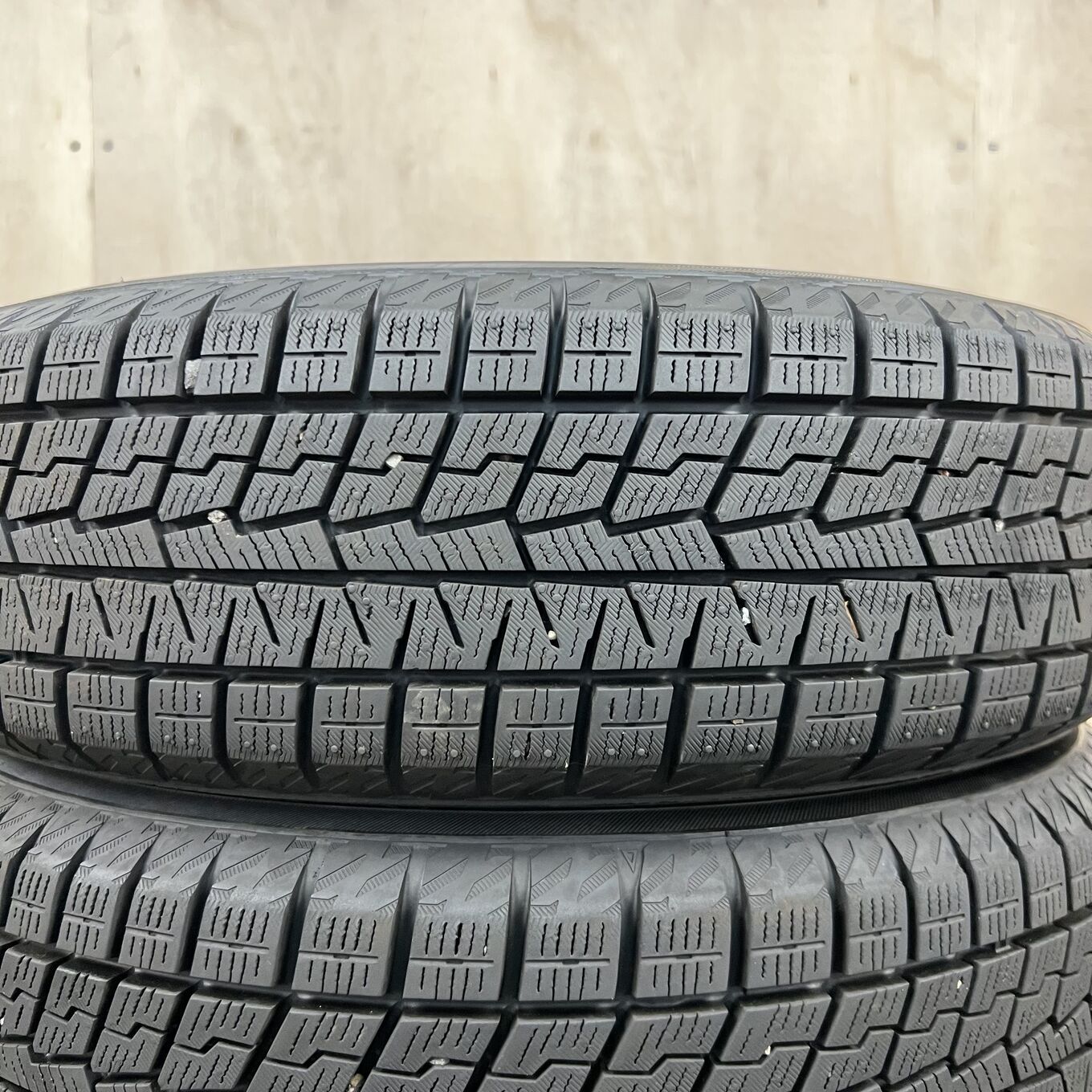 タイヤのみ]スタッドレスタイヤ 155/65R14 YOKOHAMA ICE GUARD IG60 4 