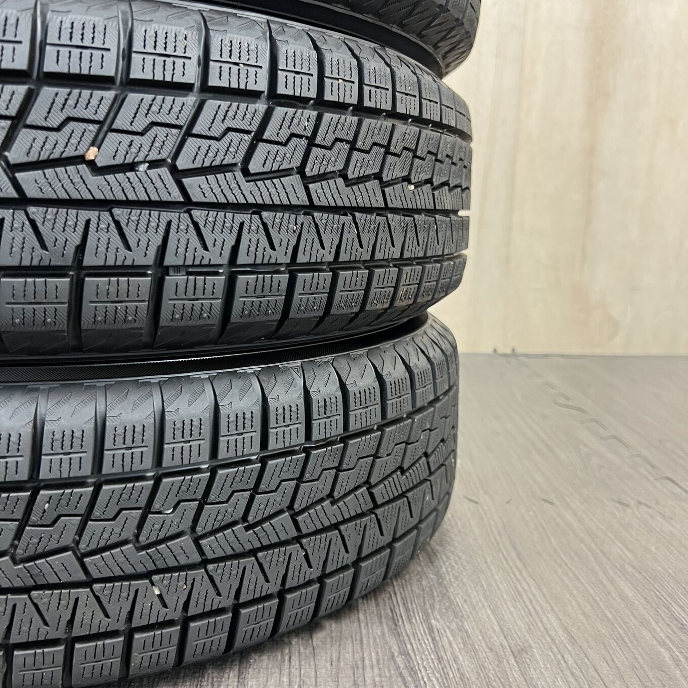 タイヤのみ]スタッドレスタイヤ 155/65R14 YOKOHAMA ICE GUARD IG60 4 