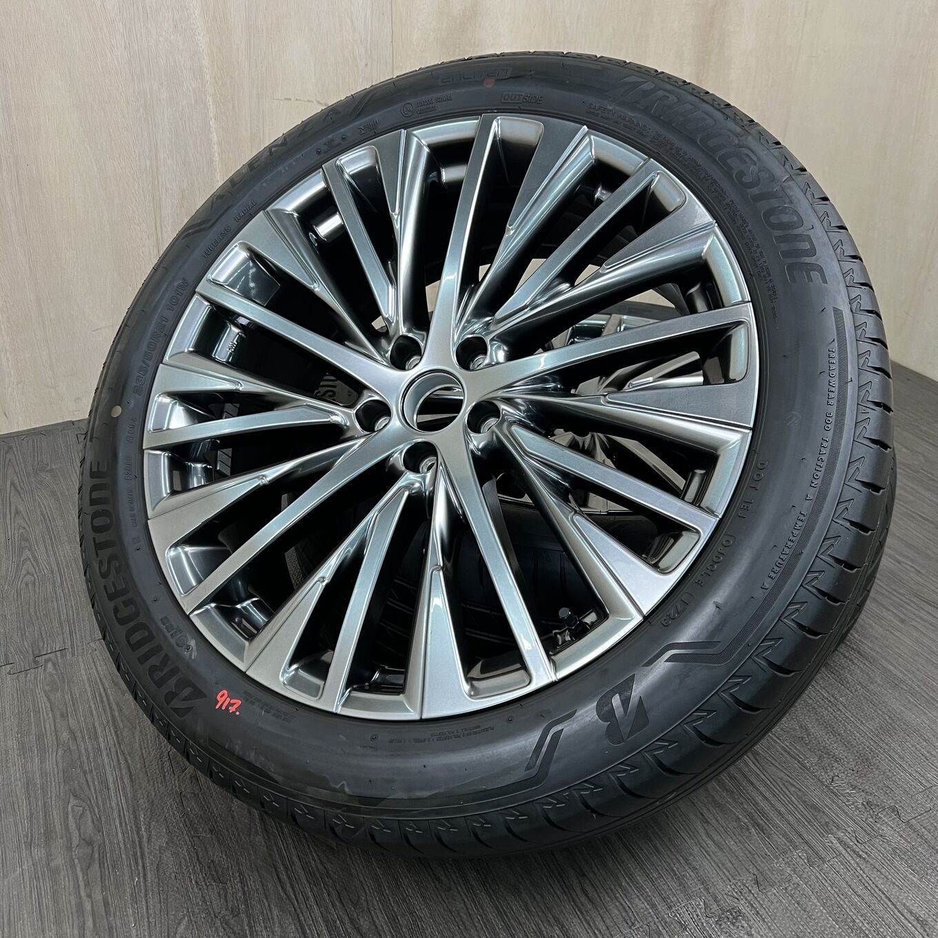 [セット]LEXUS 21インチ + BRIDGESTONE サマータイヤ 235/50R21 #917S40325