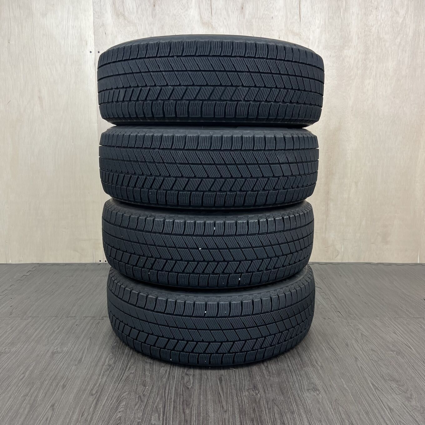 [セット]ESTROSA 16インチ + BRIDGESTONE スタッドレスタイヤ 195/60R16 #96S40426