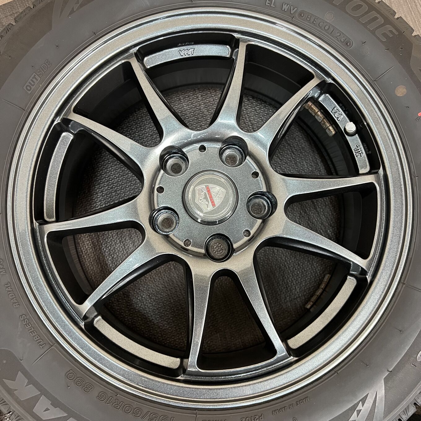 [セット]ESTROSA 16インチ + BRIDGESTONE スタッドレスタイヤ 195/60R16 #96S40426
