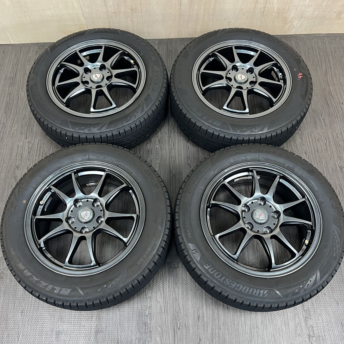 [セット]ESTROSA 16インチ + BRIDGESTONE スタッドレスタイヤ 195/60R16 #96S40426