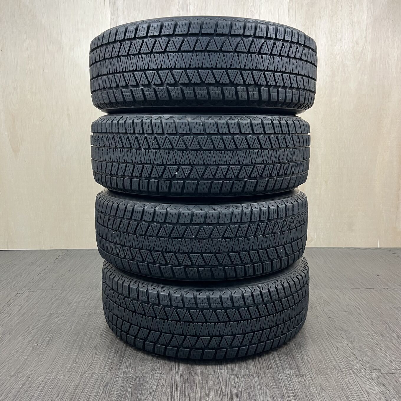セット]WEDS 17インチ + BRIDGESTONE スタッドレスタイヤ 225/65R17