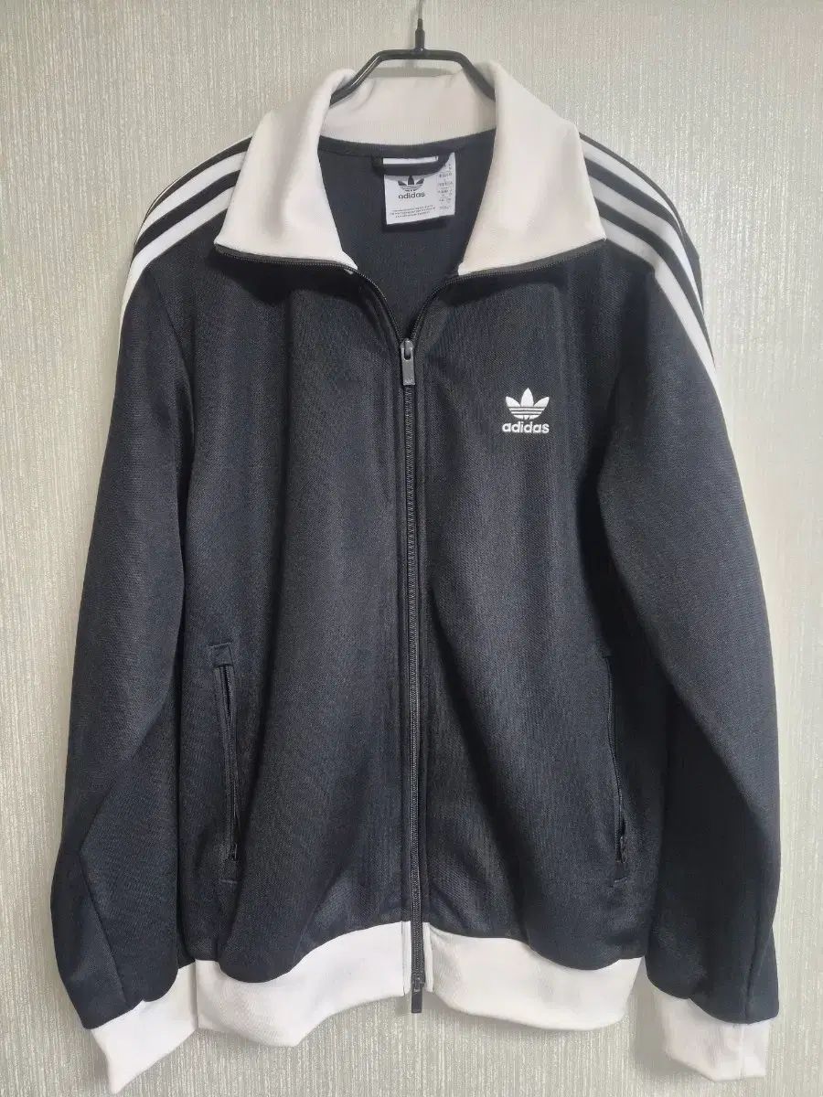 adidas アディダス BECKENBAUER(ベッケンバウアー) ブラック トラックジャージ