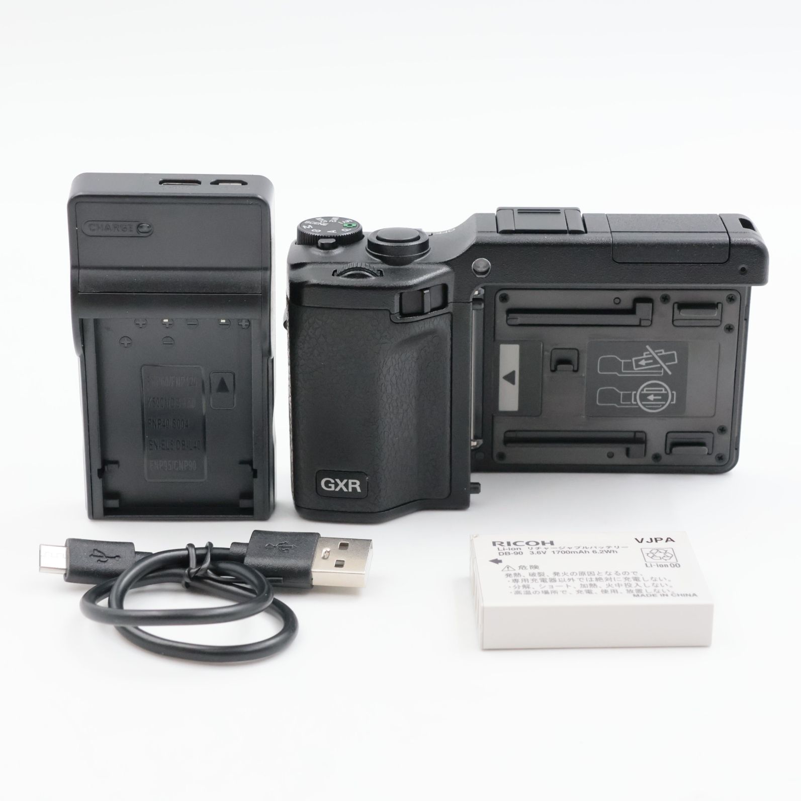 ■シャッター数12枚！極上品■ RICOH GXR ボディ デジタルカメラ リコー