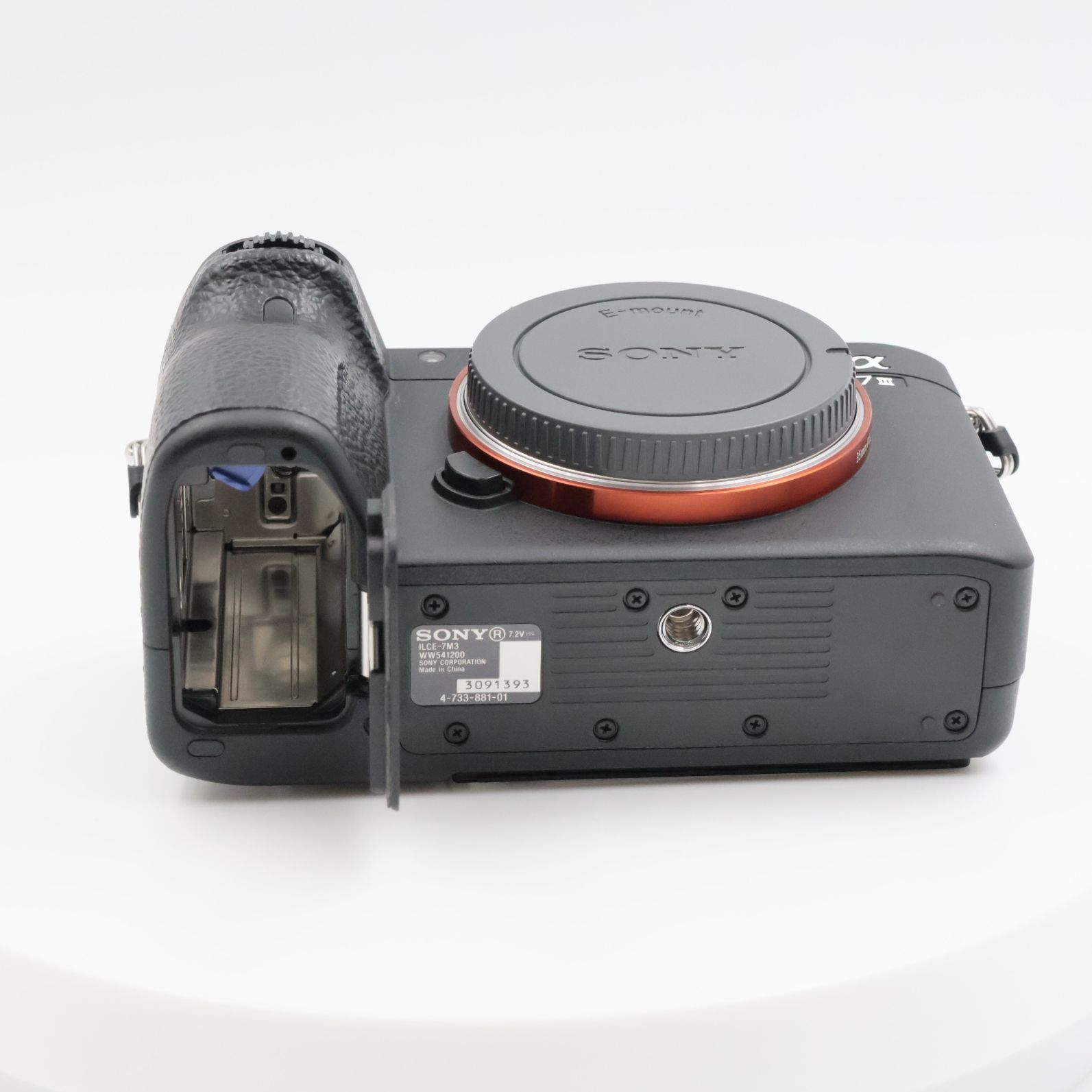 □シャッター数2255枚！新品同様□ SONY α7III ボディ ミラーレス一眼