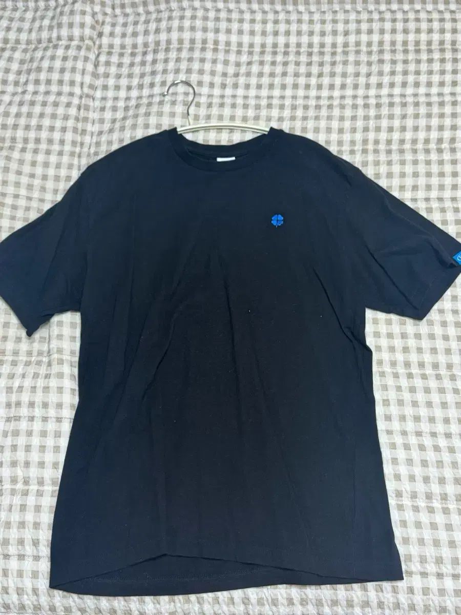 DAY6（デイシックス） 웰투쇼 Tシャツ