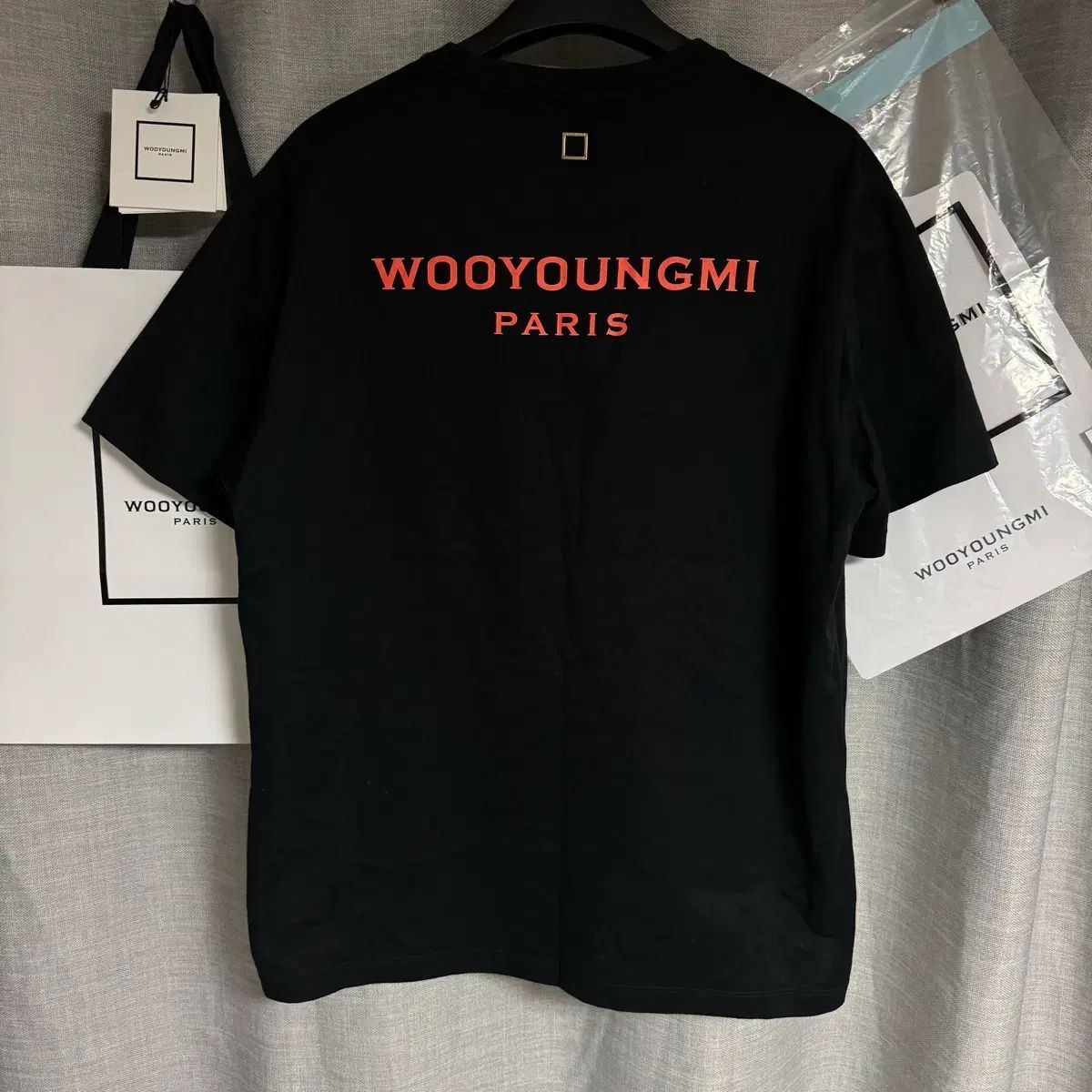 ((限定モデル ほぼ新品)) ウーヨンミ バックロゴ 半袖