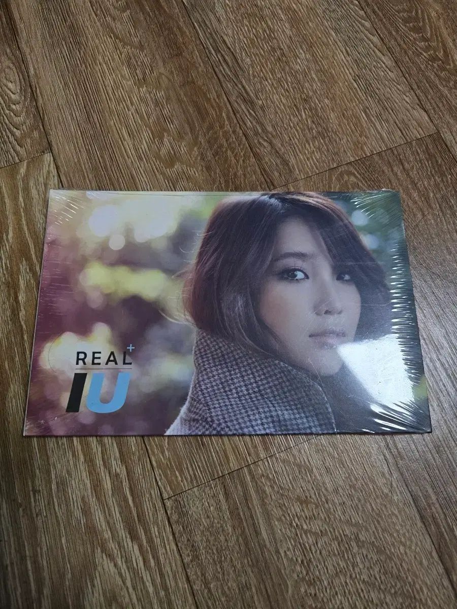 IU(アイユ) IU Real+ 未開封