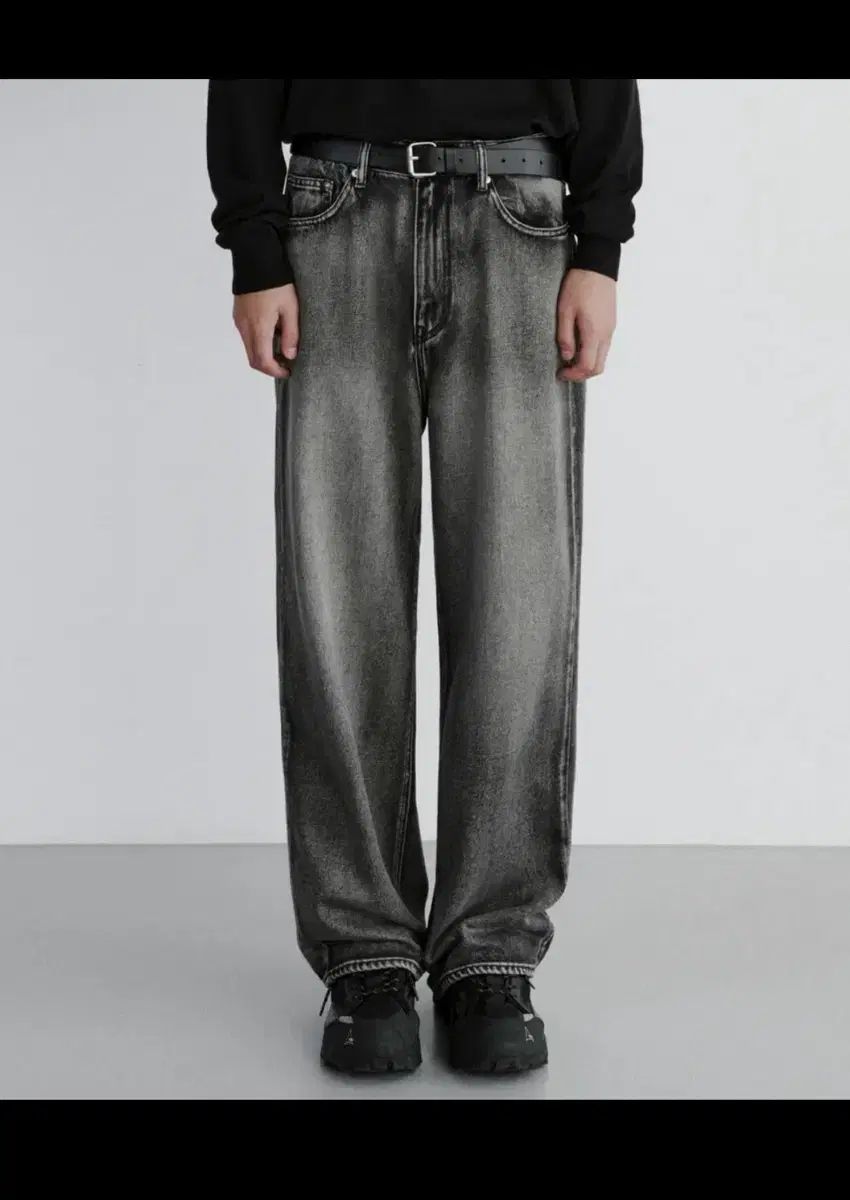 BRANDED EXTRA WIDE DENIM PANTS SAND BLACK