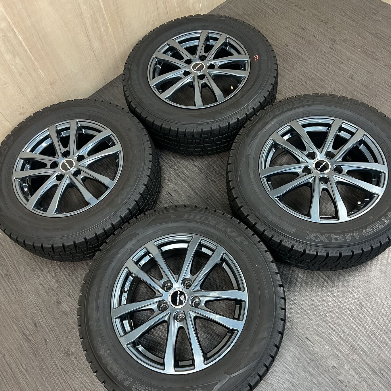 LEBEN 16インチ タイヤ・4本ホイールセット LEBEN 16ｲﾝﾁ 6J 5穴 4本 114.3 +40 🏎