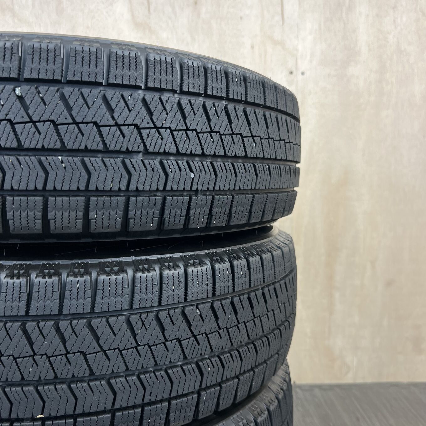 セット]BRIDGESTONE 15インチ + BRIDGESTONE スタッドレスタイヤ 185 