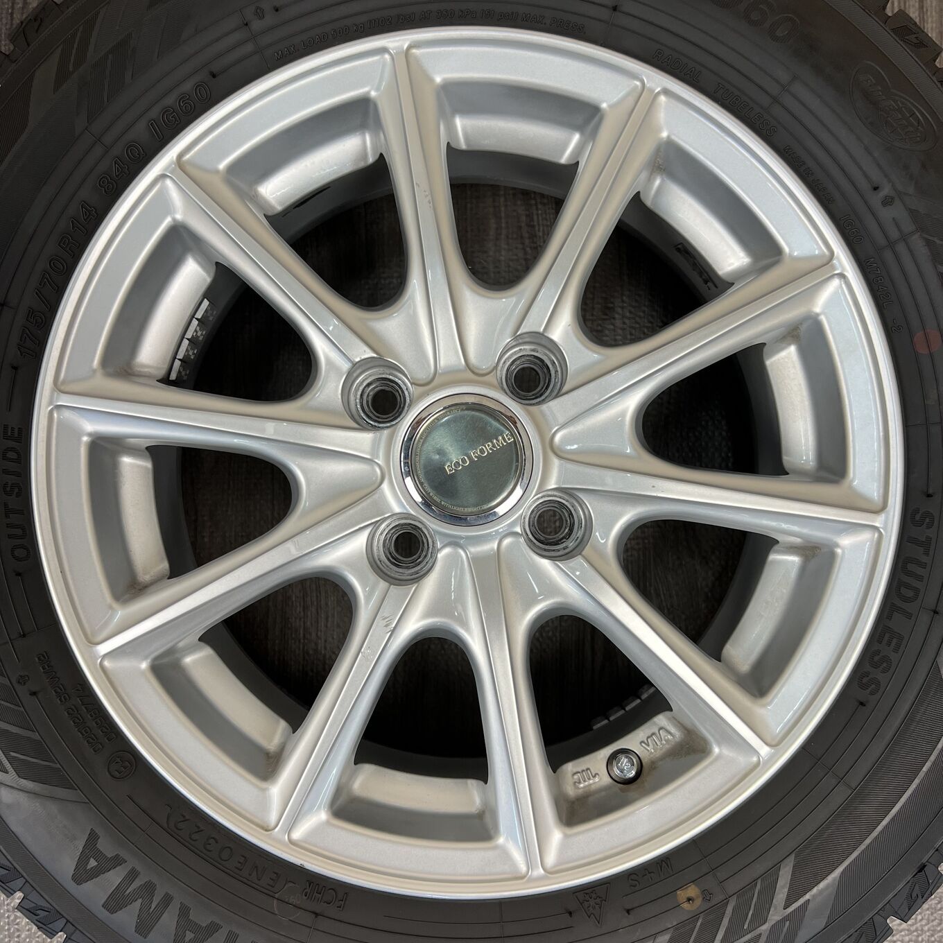 セット]BRIDGESTONE 14インチ + YOKOHAMA スタッドレスタイヤ 175