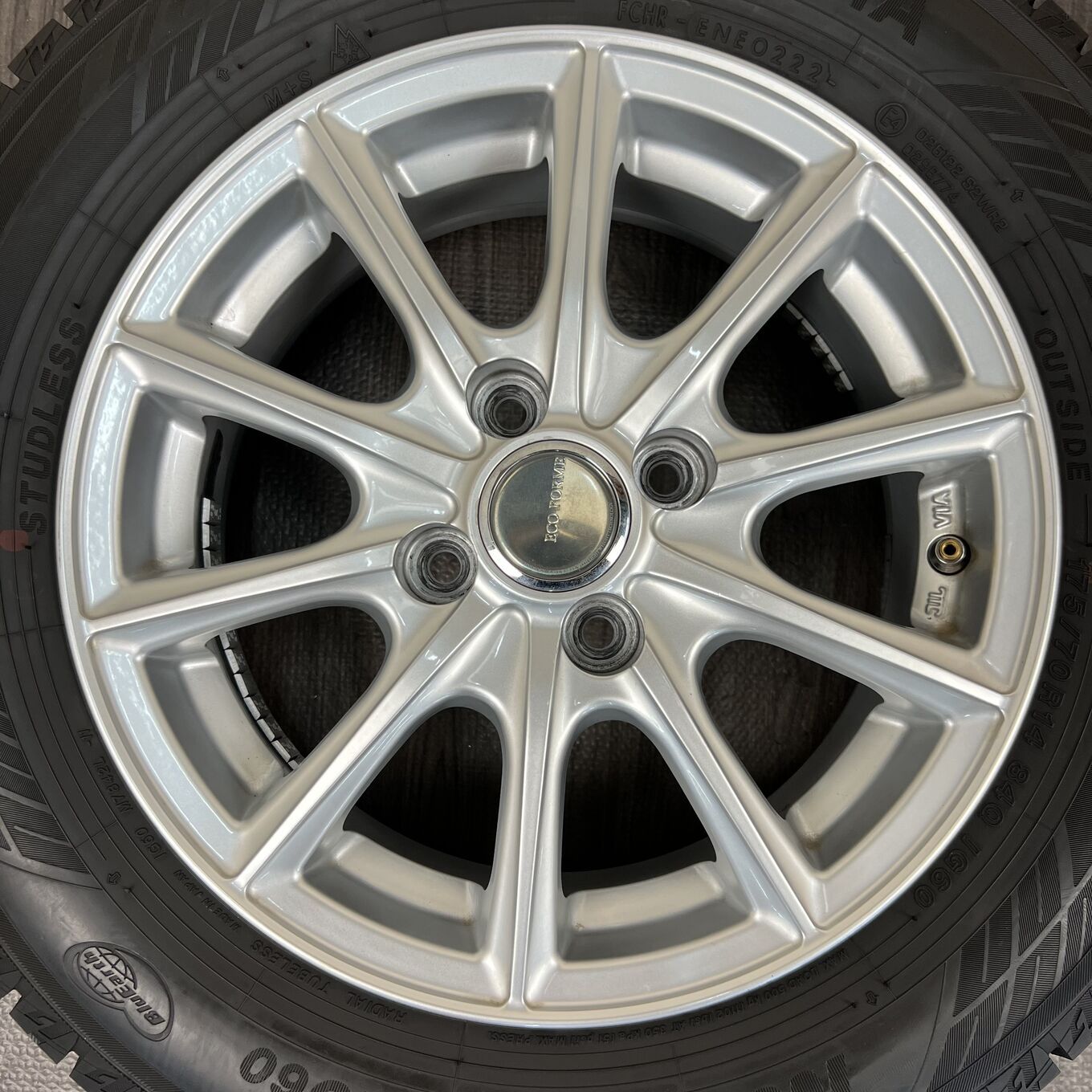 セット]BRIDGESTONE 14インチ + YOKOHAMA スタッドレスタイヤ 175