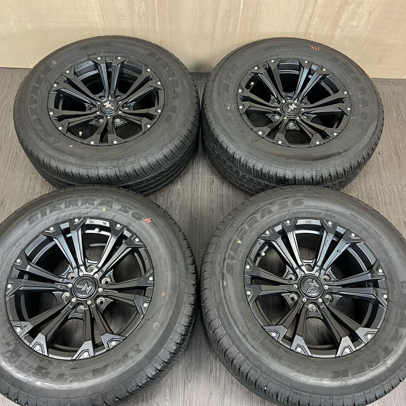 ホイールのみ] ホイール 17インチ NITRO POWER 6x139.7 #144D40426 