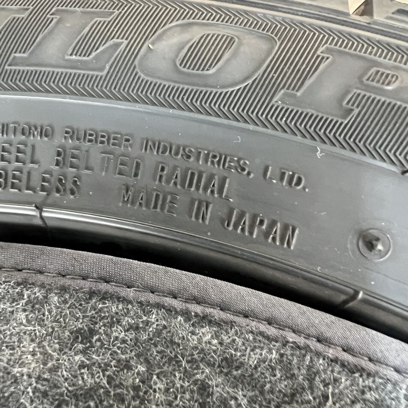 タイヤのみ]スタッドレスタイヤ 235/50R18 DUNLOP WINTERMAXX WM03 4本