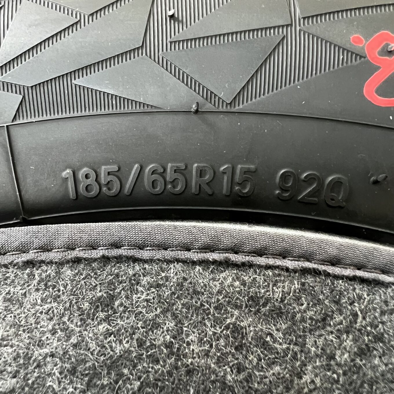 スタッドレスタイヤ タイヤのみ]スタッドレスタイヤ 185/65R15 TOYO OBSERVE GARIT GIZ2 4