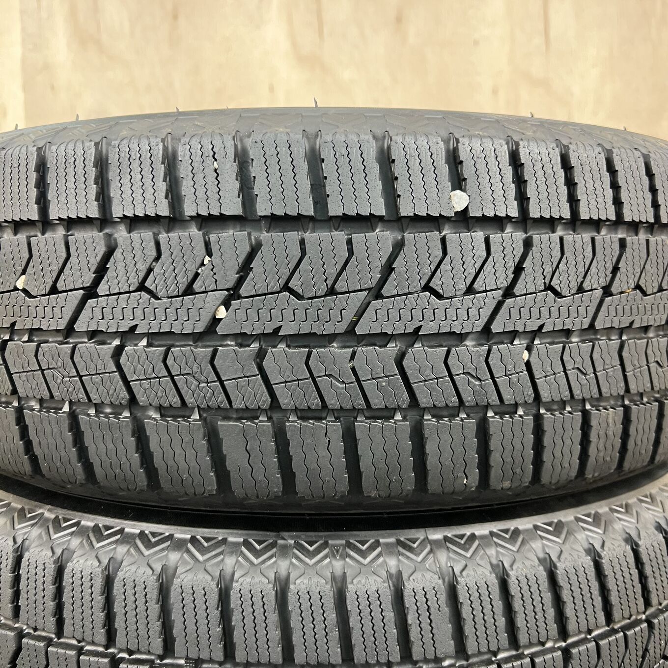 タイヤのみ]スタッドレスタイヤ 185/65R15 TOYO OBSERVE GARIT GIZ2 4