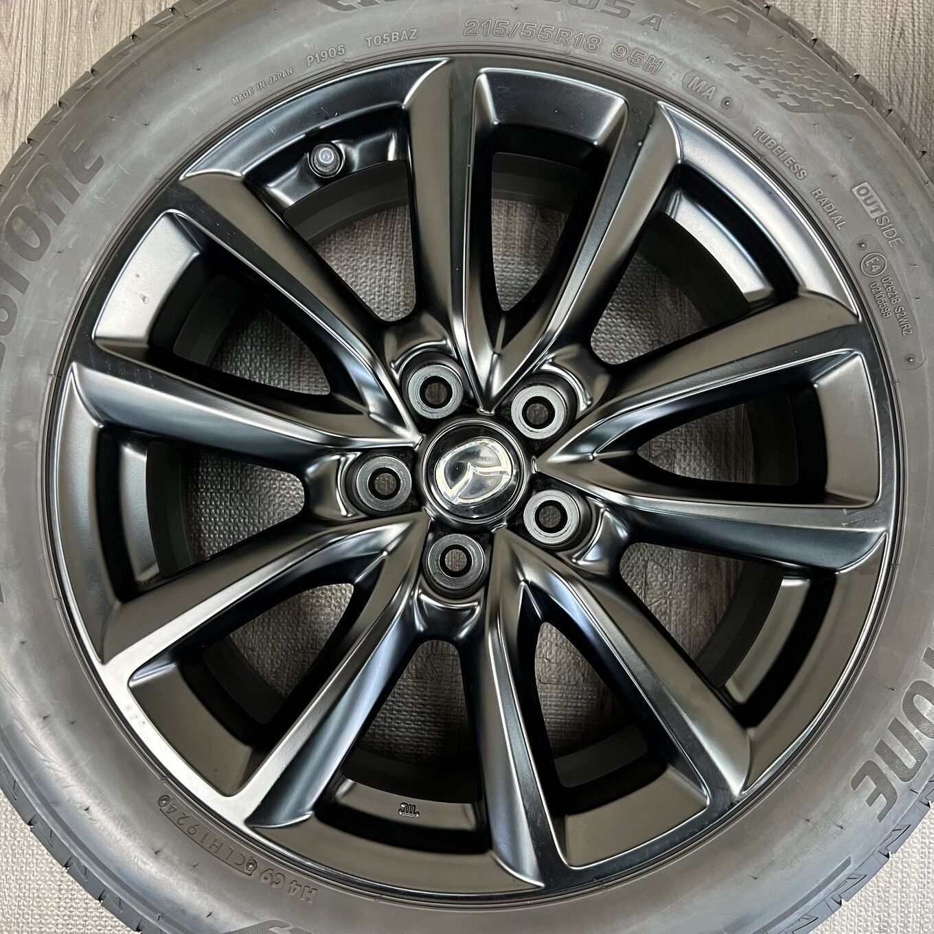 MAZDA3 純正アルミホイール 18インチ×7.0 +45 5H 114.3 アルミホイール