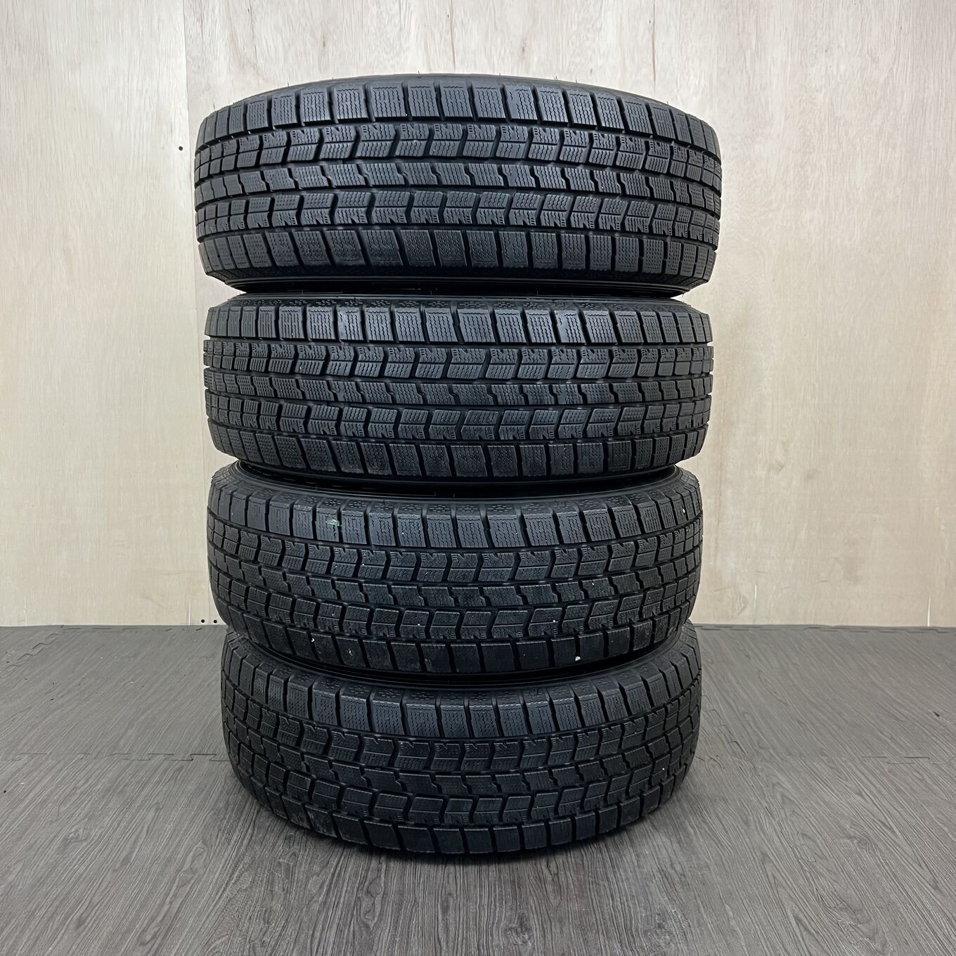 タイヤのみ]スタッドレスタイヤ 205/65R16 GOODYEAR ICE NAVI 7 4本