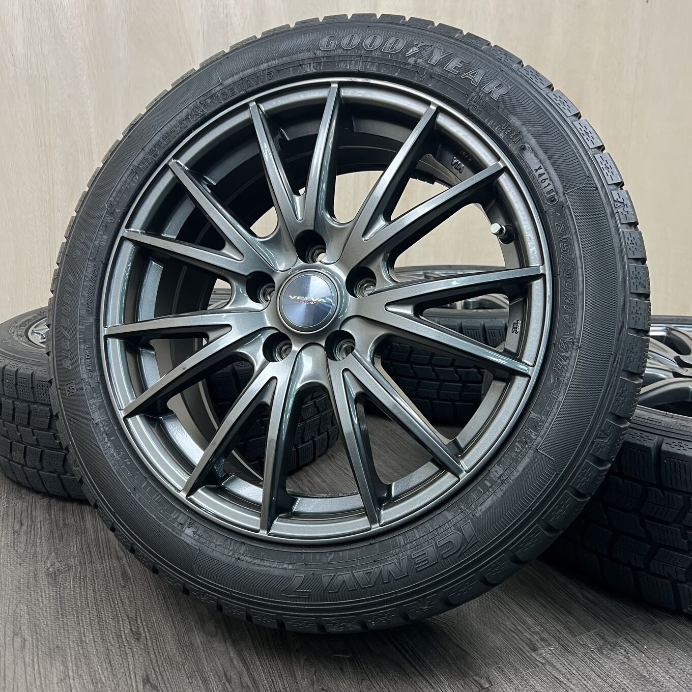 セット]WEDS 17インチ + GOODYEAR スタッドレスタイヤ 215/50R17 