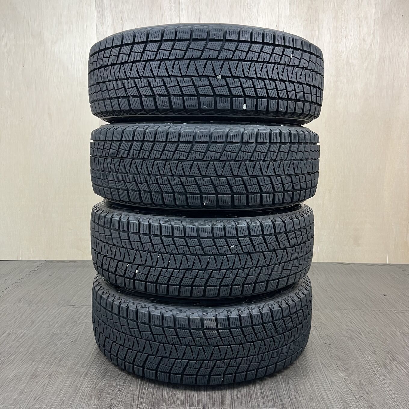 セット]BRIDGESTONE 16インチ + BRIDGESTONE スタッドレスタイヤ 215
