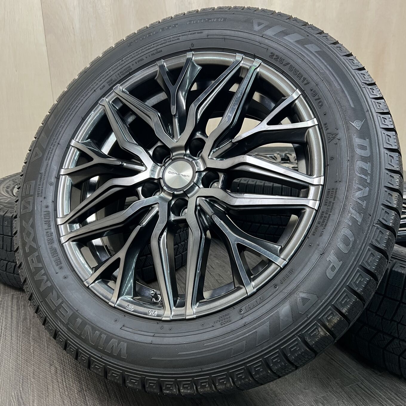 スタッドレスタイヤ 17インチ DUNLOP ダンロップ セット]DORFREN + 225 