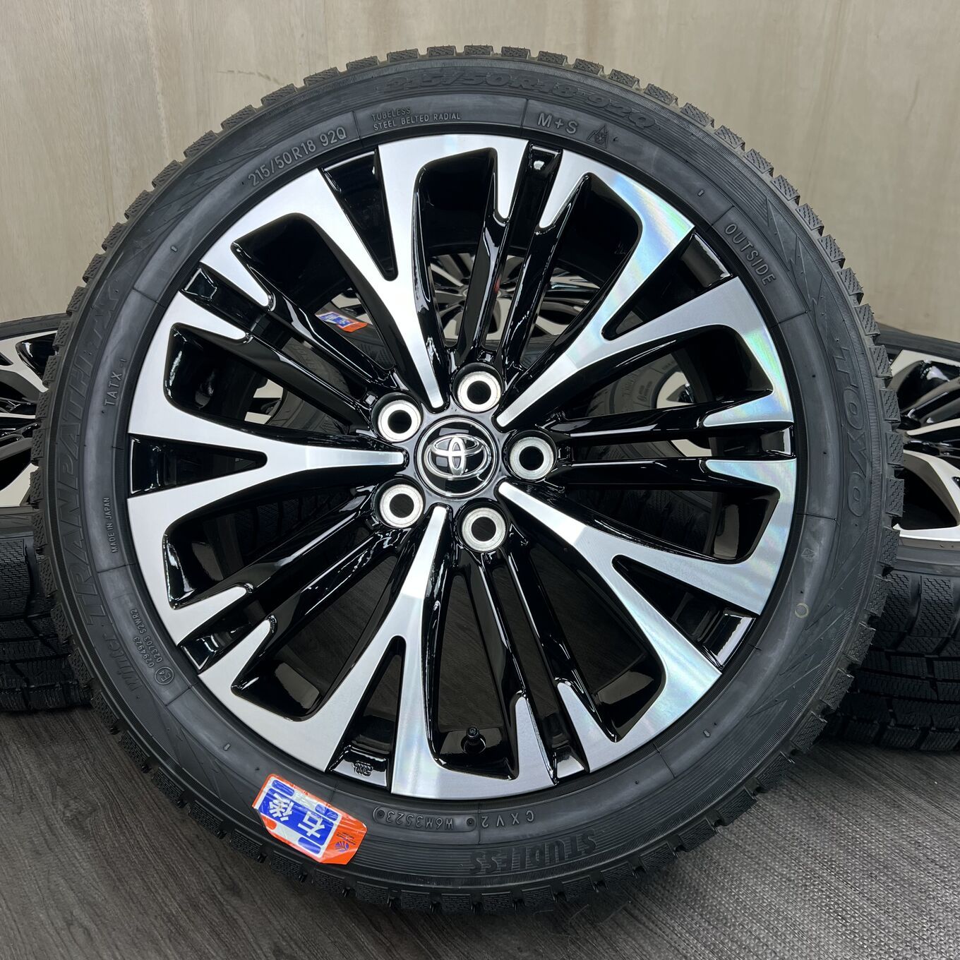 Toyo 215/45R18 タイヤ・ホイールセット 18インチ　スタッドレス セット]TOYOTA 18インチ + TOYO スタッドレスタイヤ 215/50R18