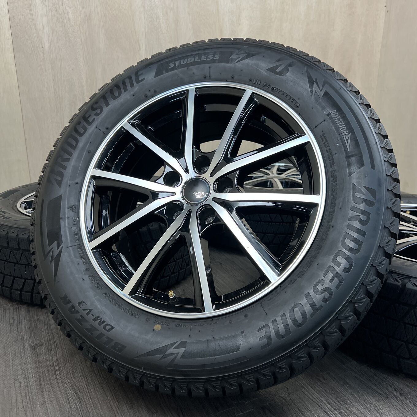 [セット]SPORT KRONE 17インチ + BRIDGESTONE スタッドレスタイヤ 225/65R17 #91S40426
