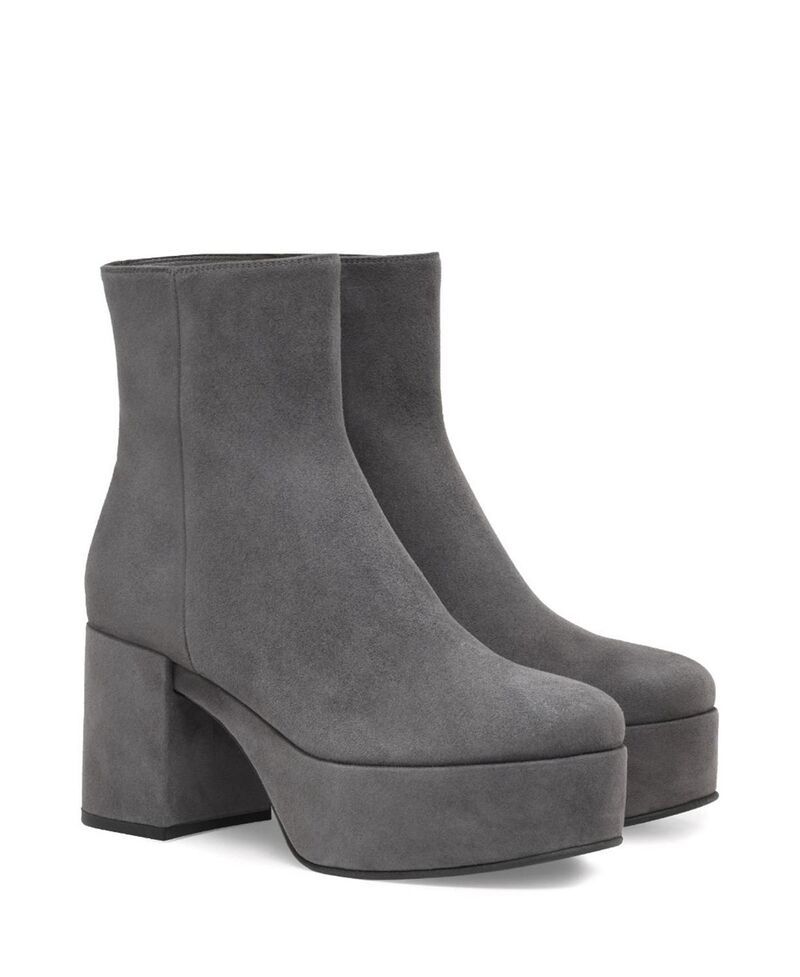 ジャンヴィト ロッシ レディース シューズ ブーツ・レインブーツ Gianvito Rossi Womensally Booties Grey Suede グレー