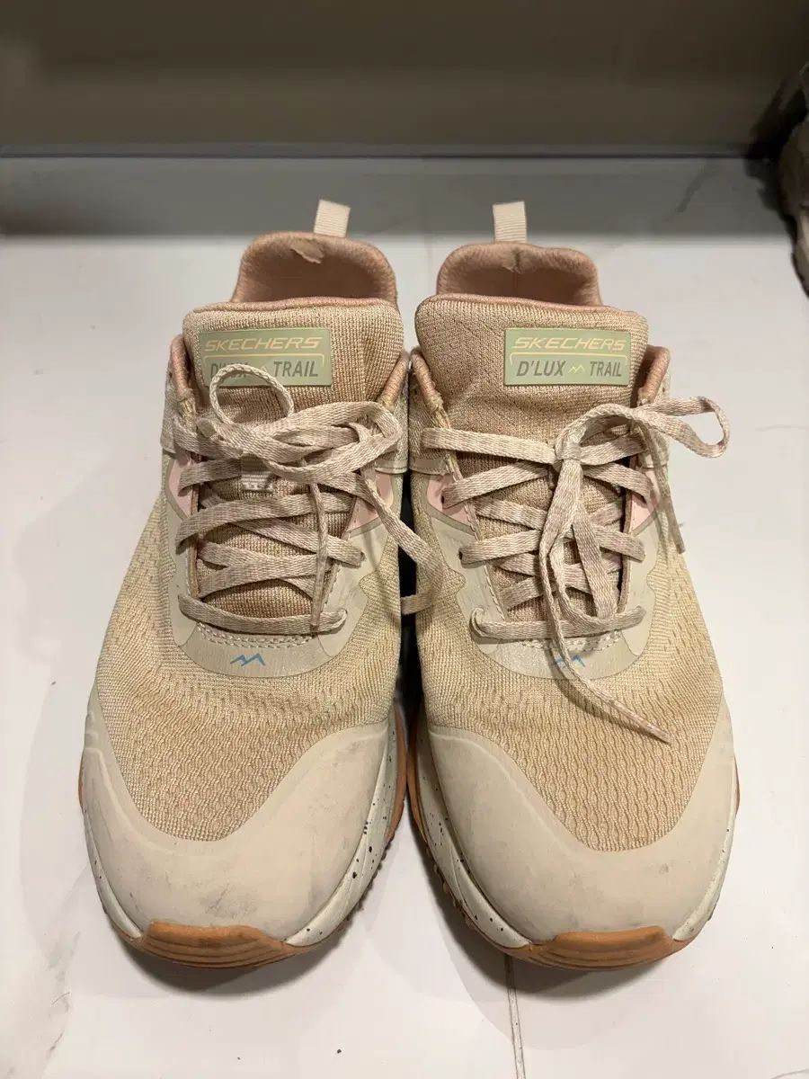 SKECHERS D'LUX トレイル レディース スニーカー 260