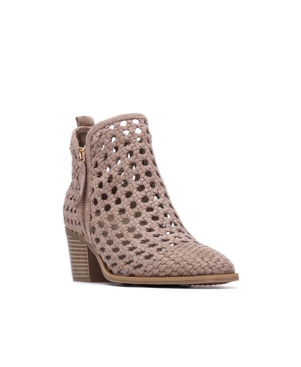 キシタイ レディース シューズ ブーツ・レインブーツ アンクル ヒール XTI Womens Block Heel Braided Style Ankle Booties Taupe トープ