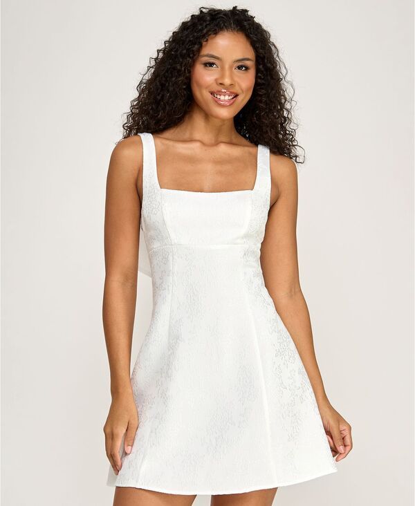 シティー スタジオ レディース トップス ワンピース フラワー柄 フラワー City Studios Juniors Floral Jacquard Square Neck Dress Ivory ア