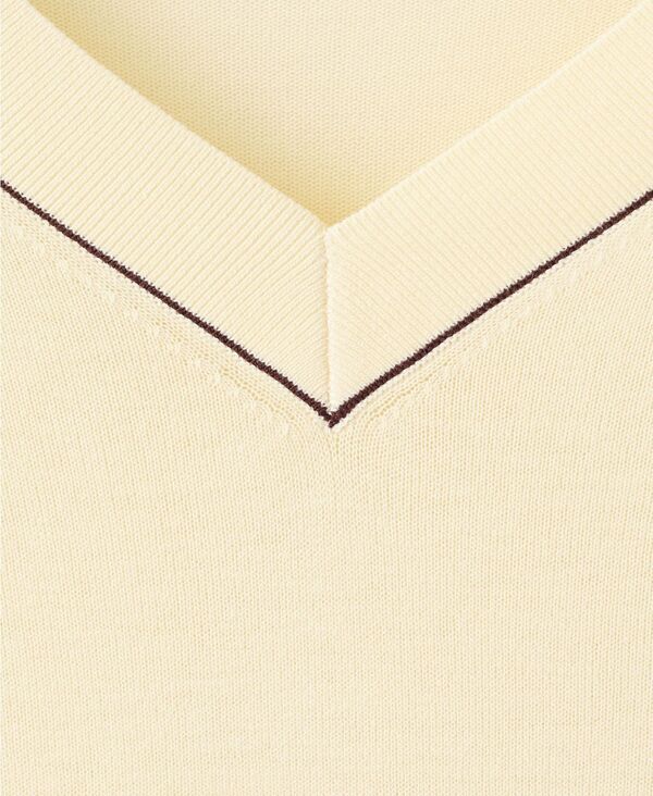 マンゴ レディース アウター ニット・セーター Vネック コントラスト MANGO Womens Contrast Piping VNeck Sweater Pastel Yellow イエロー マンゴ レディース アウター ニット・セーター Vネック コントラスト MANGO Womens Contrast Piping VNeck Sweater Pastel Yellow イエロー