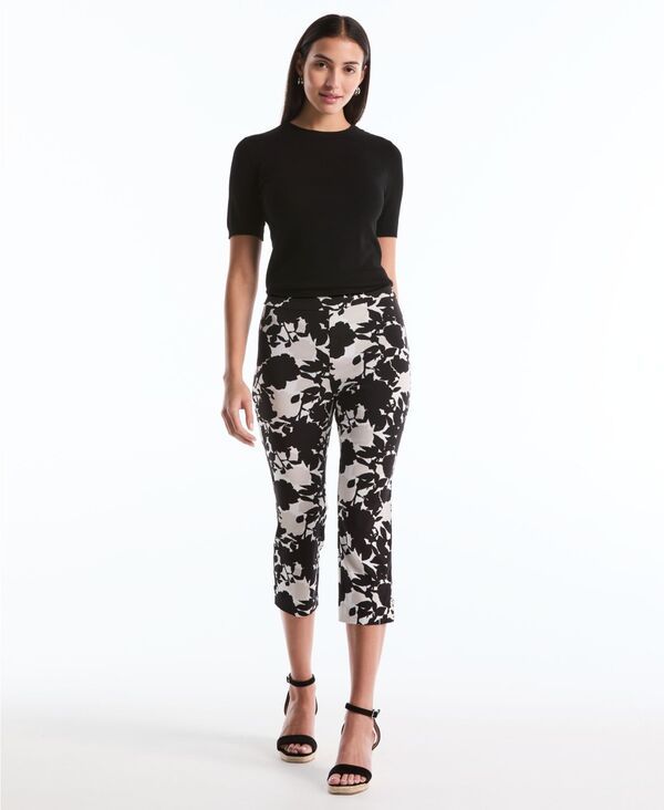 ラファエラ レディース ボトムス カジュアルパンツ フラワー柄 プリント キャップ フラワー Rafaella Womens Floral Print Capri Pants with Riveted ラファエラ レディース ボトムス カジュアルパンツ フラワー柄 プリント キャップ フラワー Rafaella Womens Floral Print Capri Pants with Riveted