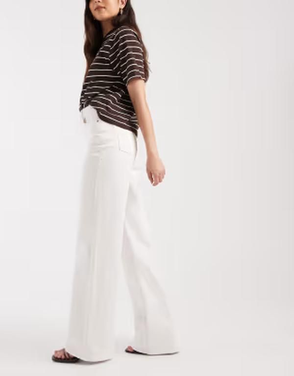 ピーシーズ レディース ボトムス デニムパンツ ワイドレッグ ジーンズ PIECESelma high rise wide leg jeans denim Bright White ホワイト