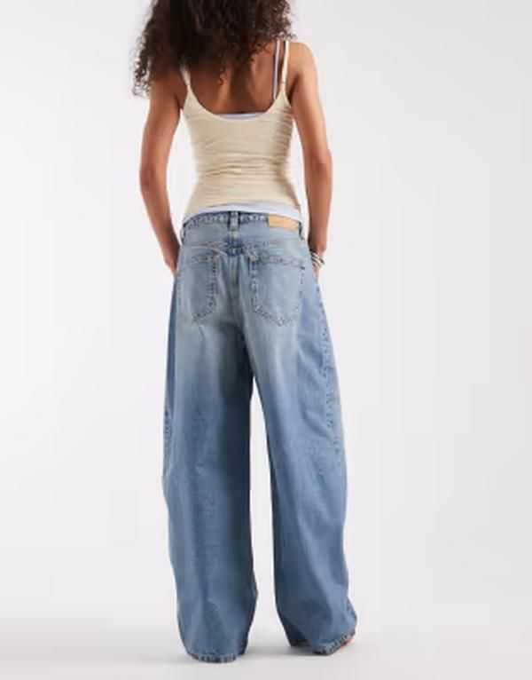 エイソス レディース ボトムス デニムパンツ ジーンズ ASOS DESIGN baggy horseshoe jeans in light mid wash Light mid wash
