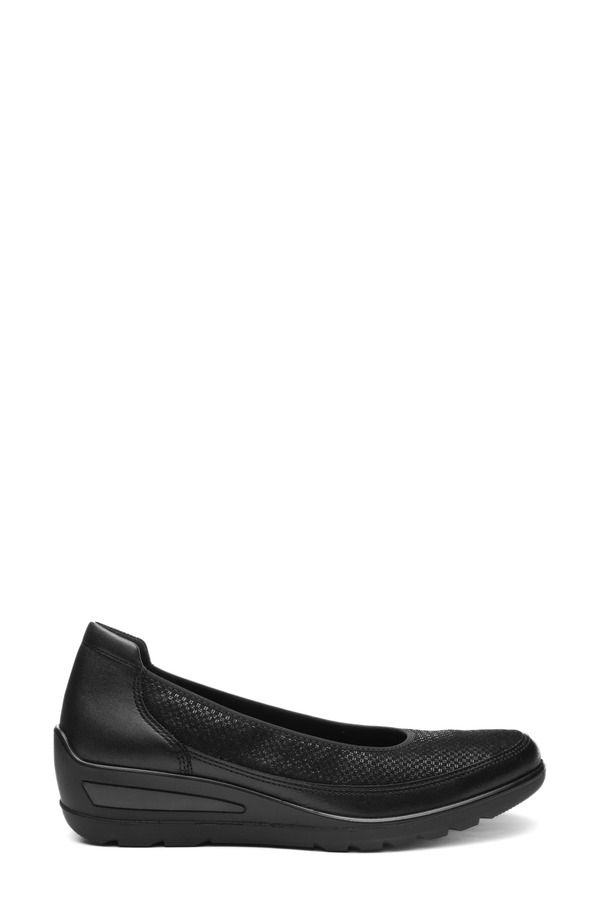 アラ レディース シューズ スリッポン・ローファー ara Zinnia Wedge Loafer Black ブラック