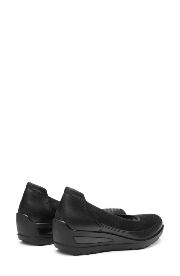 アラ レディース シューズ スリッポン・ローファー ara Zinnia Wedge Loafer Black ブラック