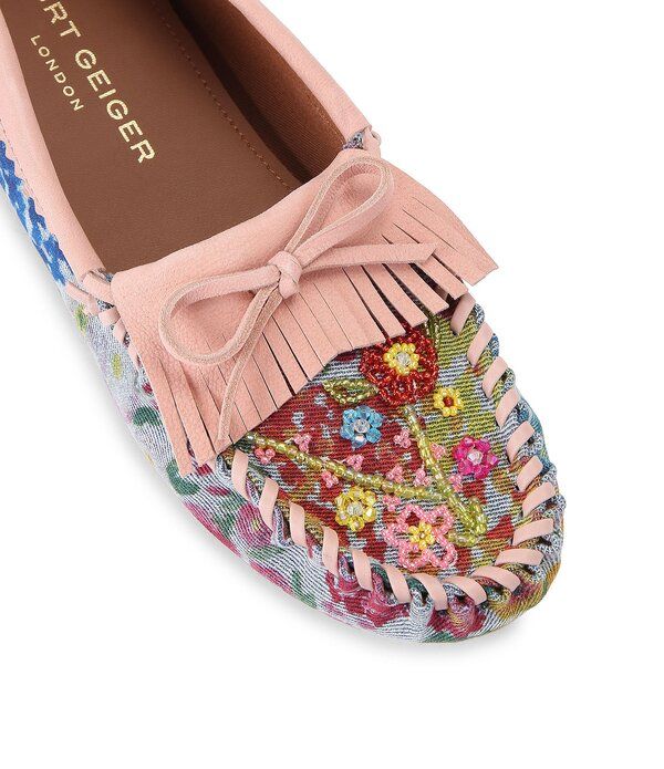 カートジェイガーロンドン レディース シューズ スリッポン・ローファー フラワー柄 フラワー Kurt Geiger London Floral Beaded Ornament Moccasins B カートジェイガーロンドン レディース シューズ スリッポン・ローファー フラワー柄 フラワー Kurt Geiger London Floral Beaded Ornament Moccasins B