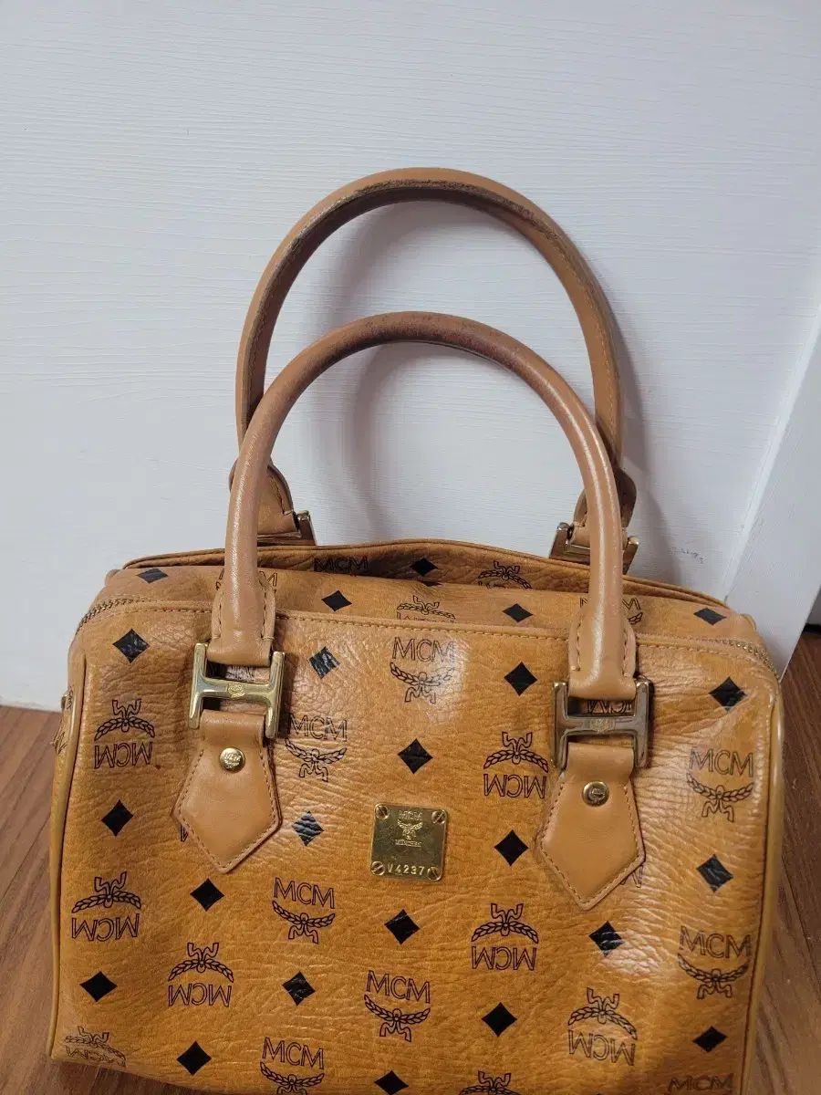 MCM ヴィセトス ボストンバッグ