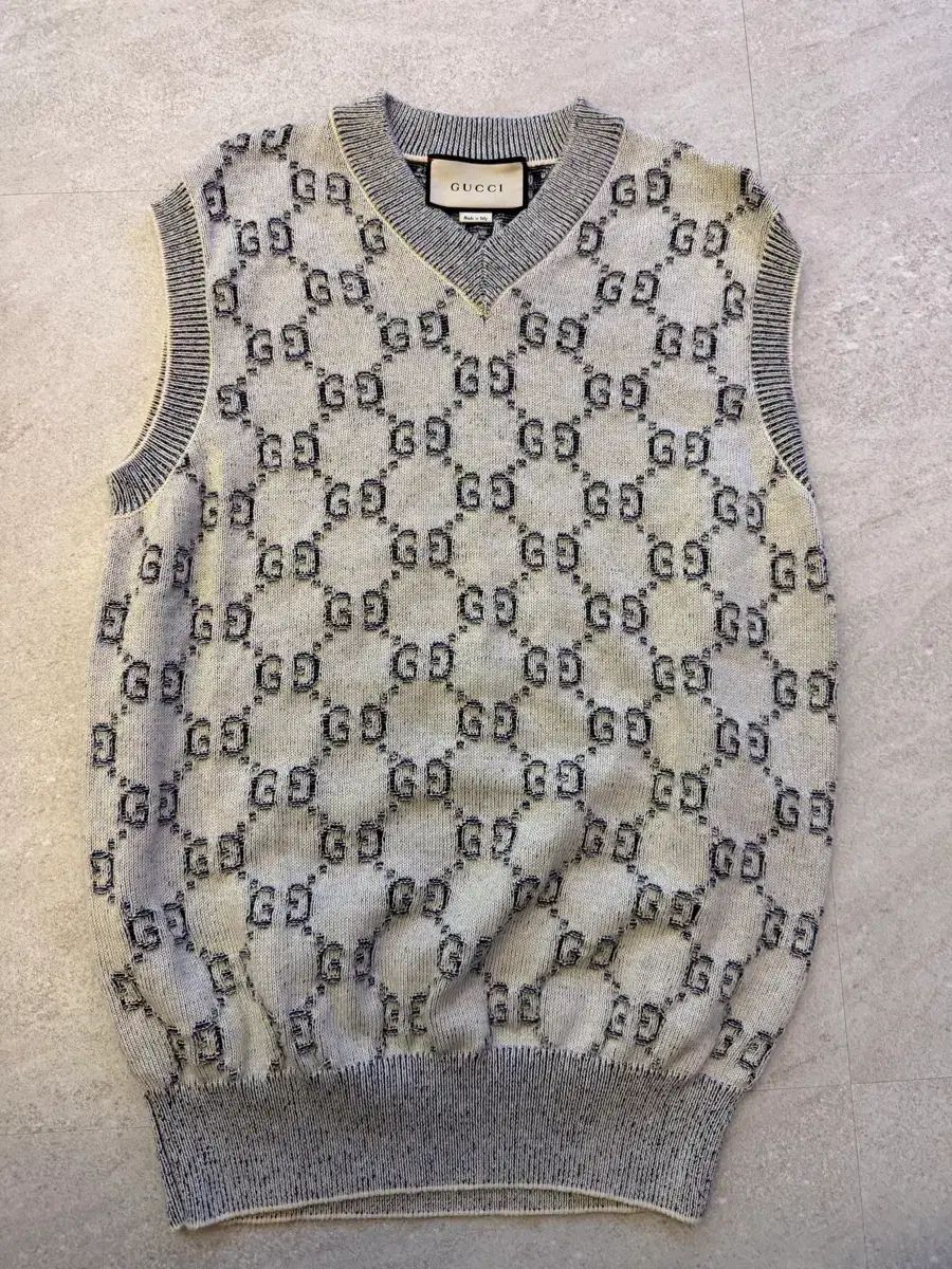 グッチコリア 正規品 グッチ GG ジャカード ニット ベスト ブラック/アイボリー (XXL