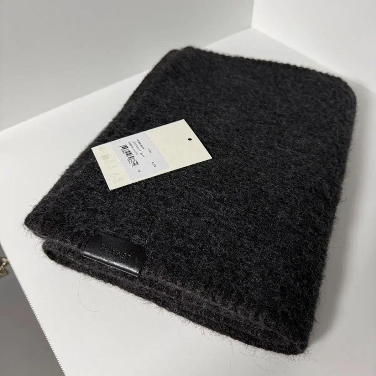 LEMAIRE 25FW 九井一 フラッフィー スカーフ アンスラサイト OS - メルカリ