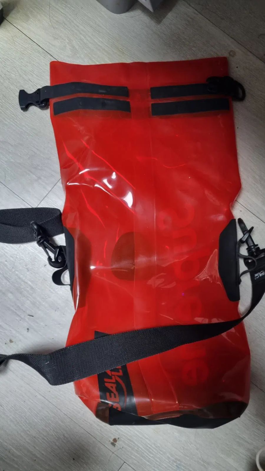 シュプリーム ドライバッグ 防水バッグ 水遊びバッグ(?)